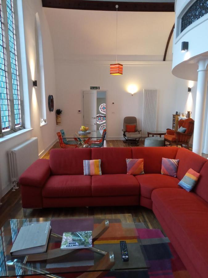 6 Rose Chapel Penthouse Truro Exterior photo
